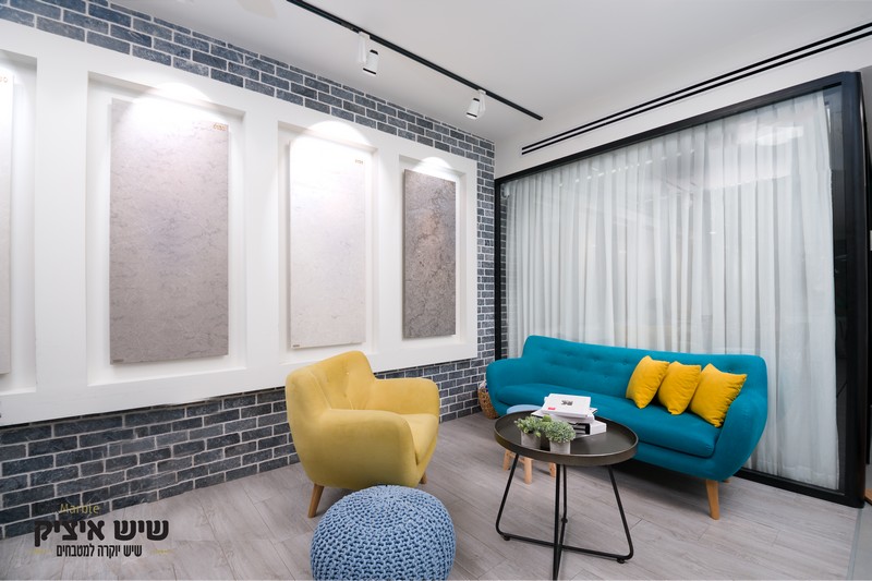 אולם התצוגה של שיש איציק באשדוד – משטחי שיש למטבחים ודגמי יוקרה 2025