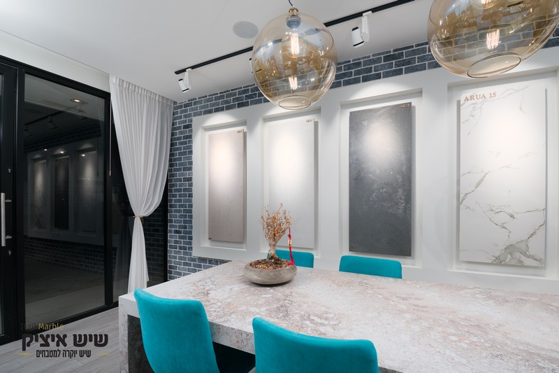משטח שיש יוקרתי למטבח בעיצוב מודרני מבית שיש איציק באשדוד